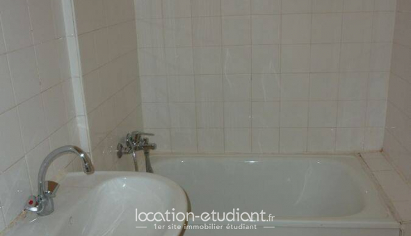 Logement tudiant Studio à Bron (69500)
