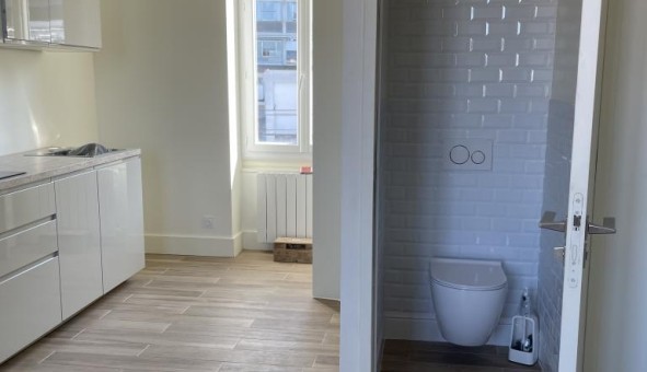 Logement tudiant Studio à Bron (69500)