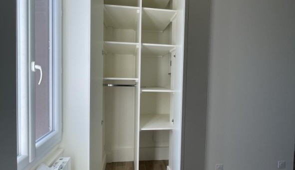 Logement tudiant Studio à Bron (69500)
