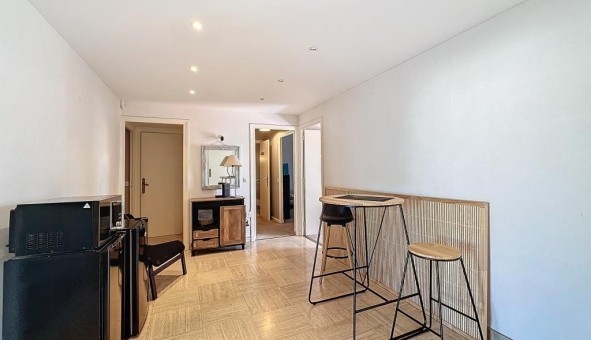 Logement tudiant Studio à Bron (69500)