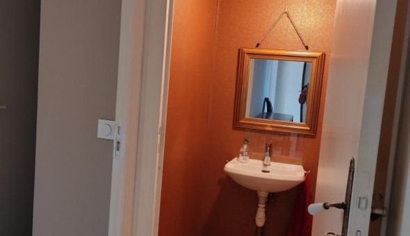 Logement tudiant Studio à Bron (69500)