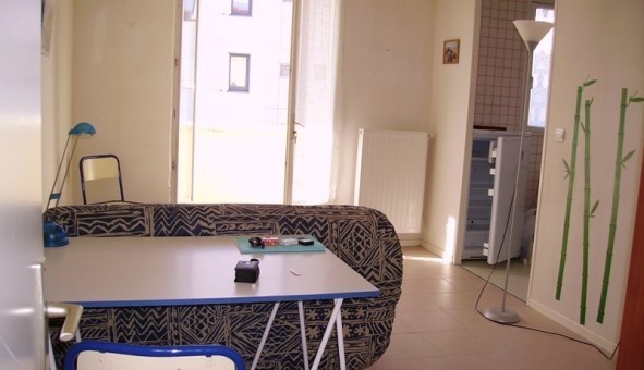 Logement tudiant Studio à Bron (69500)