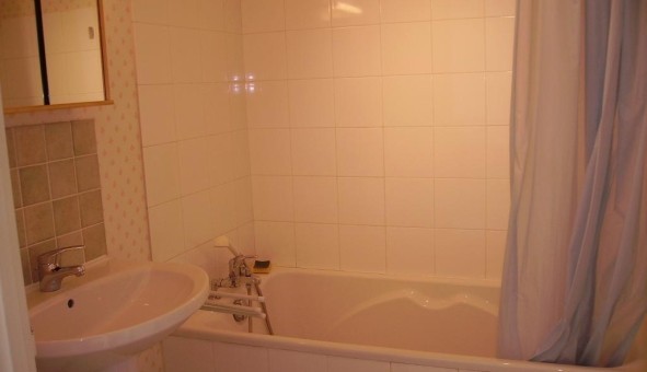 Logement tudiant Studio à Bron (69500)