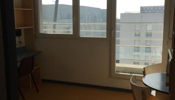 Logement �tudiant Studio &agrave; Bron (69500)