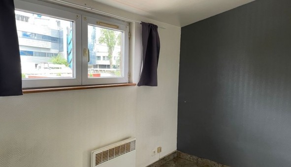 Logement �tudiant Studio &agrave; Bron (69500)