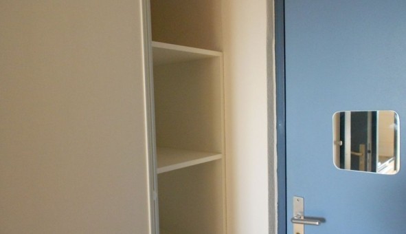 Logement �tudiant Studio &agrave; Bron (69500)