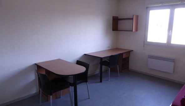 Logement �tudiant Location Studio Vide Bron (69500)