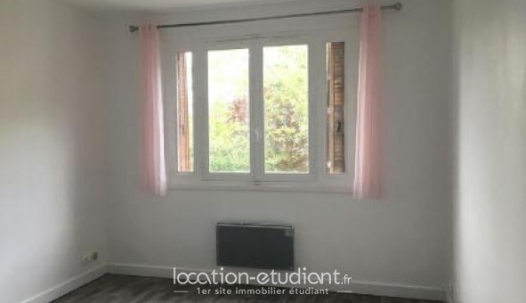 Logement tudiant Studio à Buc (78530)