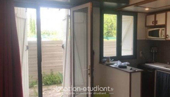 Logement étudiant Studio à Bures sur Yvette (91440)