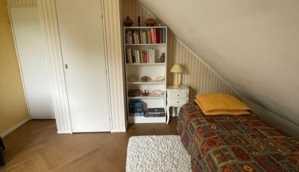 Logement tudiant Studio à Bures sur Yvette (91440)
