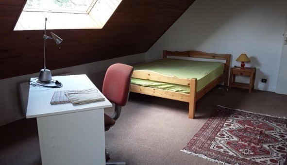 Logement tudiant Studio à Bures sur Yvette (91440)
