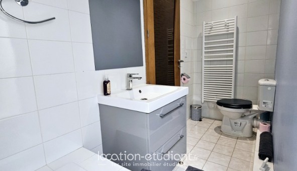 Logement tudiant Studio à Bures sur Yvette (91440)