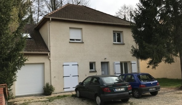 Logement tudiant Location Studio Vide Bures sur Yvette (91440)