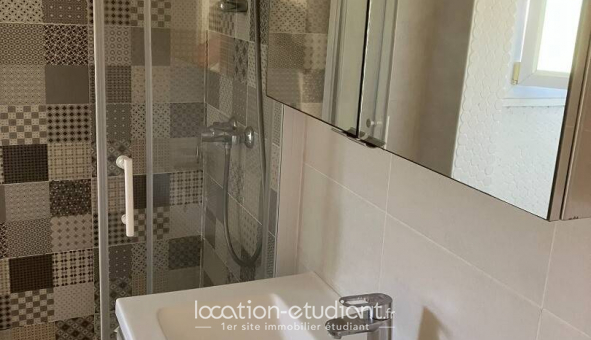 Logement �tudiant Studio &agrave; Bures sur Yvette (91440)