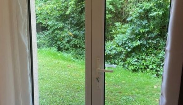 Logement �tudiant Studio &agrave; Bures sur Yvette (91440)