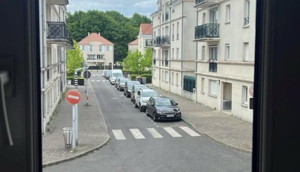 Logement tudiant Studio à Bussy Saint Georges (77600)