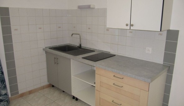 Logement �tudiant Studio &agrave; Buxerolles (86180)