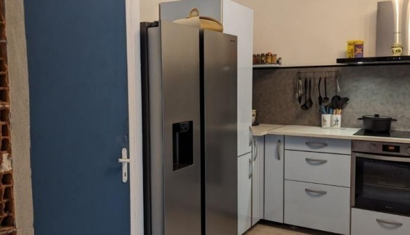 Logement tudiant Studio à Cabans (12800)
