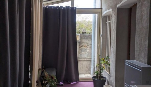 Logement tudiant Studio à Cabans (12800)