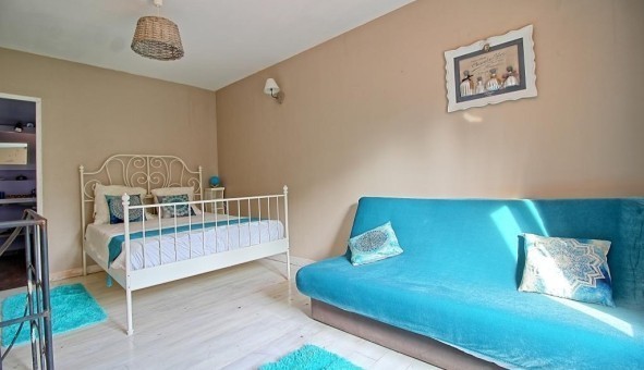 Logement tudiant Studio à Cabannes (13440)