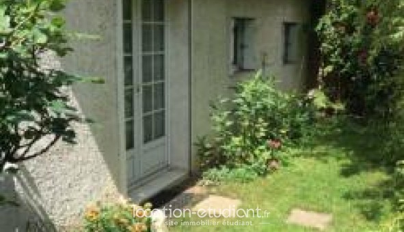Logement étudiant Studio à Cachan (94230)