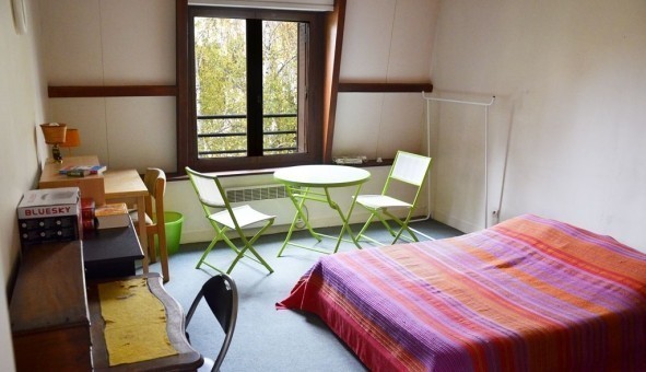 Logement �tudiant Studio &agrave; Cachan (94230)