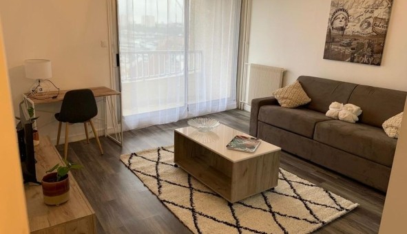 Logement �tudiant Studio &agrave; Cachan (94230)