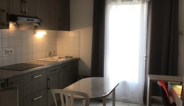 Logement tudiant Studio à Caen (14000)