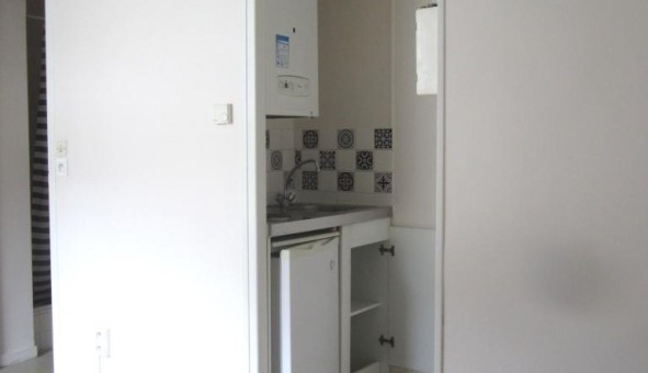 Logement tudiant Studio à Caen (14000)