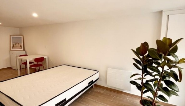 Logement étudiant Location Studio Vide Caen (14000)