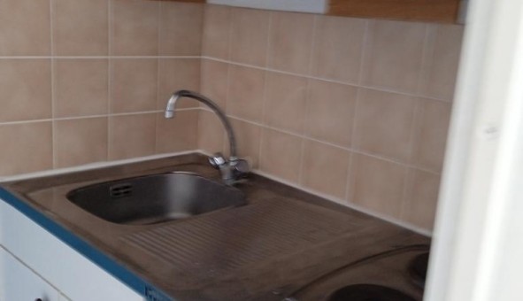 Logement tudiant Studio à Caen (14000)