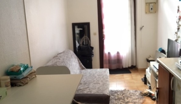 Logement tudiant Location Studio Vide Caen (14000)
