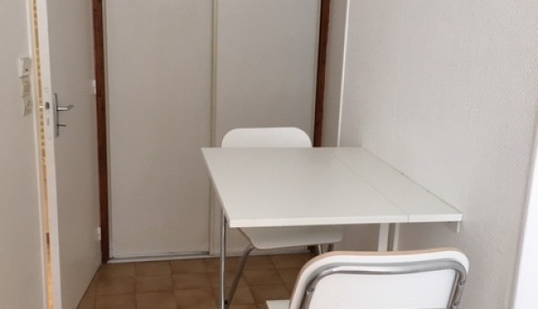 Logement tudiant Studio à Caen (14000)