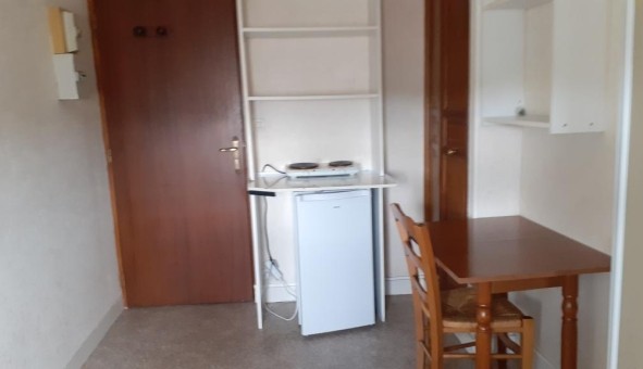 Logement tudiant Studio à Caen (14000)