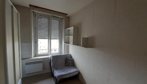 Logement tudiant Studio à Caen (14000)