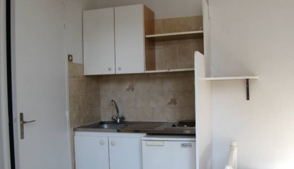 Logement tudiant Studio à Caen (14000)