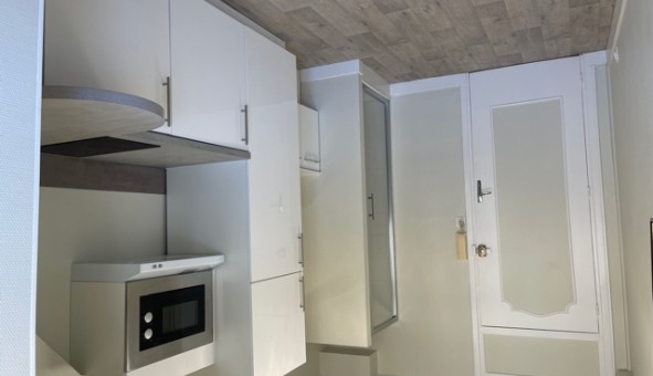 Logement tudiant Studio à Caen (14000)