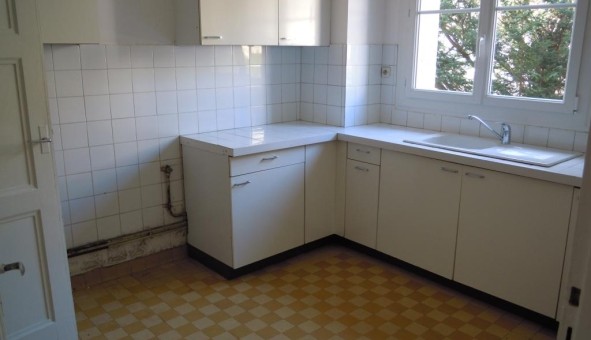 Logement tudiant Studio à Caen (14000)