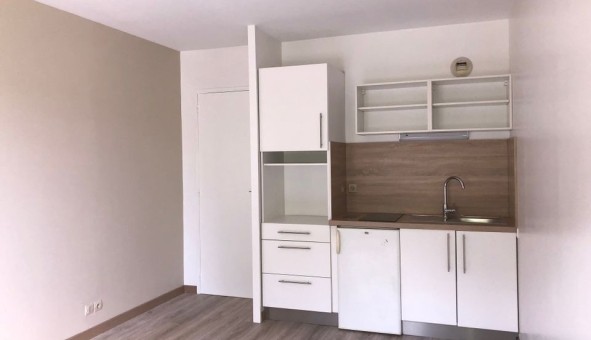Logement �tudiant Studio &agrave; Caen (14000)