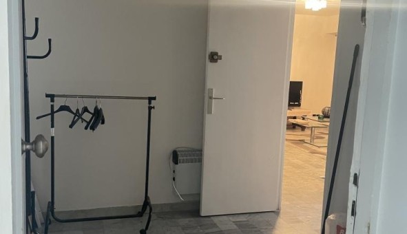 Logement tudiant Location Studio Vide Cagnes sur Mer (06800)