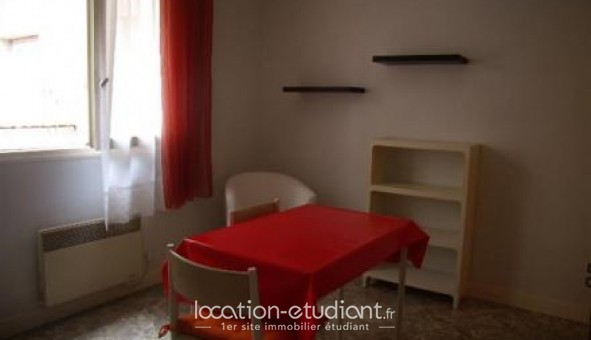 Logement tudiant Studio à Cahors (46000)