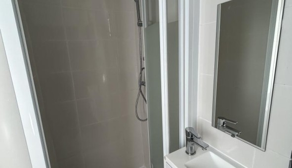 Logement tudiant Studio à Cahors (46000)