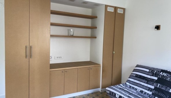 Logement tudiant Studio à Cahors (46000)
