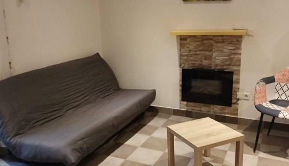 Logement étudiant Location Studio Vide Cahors (46000)