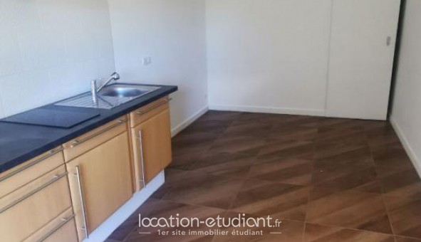 Logement tudiant Studio à Callas (83830)