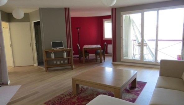 Logement �tudiant Studio &agrave; Caluire et Cuire (69300)