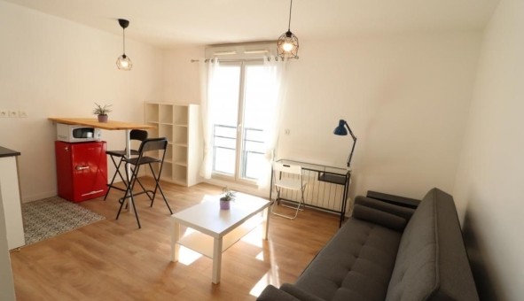Logement �tudiant Studio &agrave; Caluire et Cuire (69300)