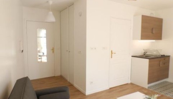 Logement �tudiant Studio &agrave; Caluire et Cuire (69300)