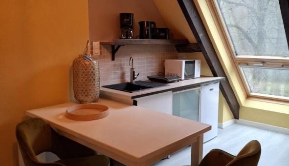 Logement tudiant Studio à Calvinet (15340)