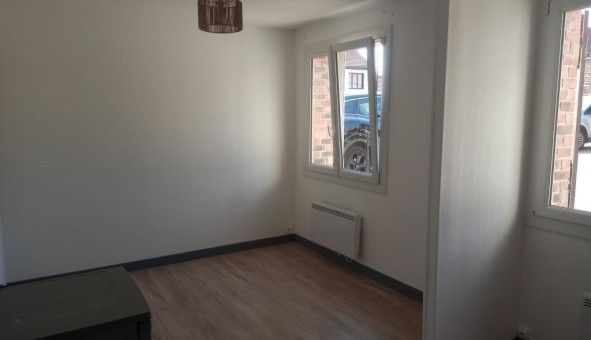 Logement �tudiant Studio &agrave; Camon (80450)